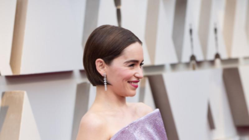 Emilia Clarkes Rezept für die Selbstliebe: Sich nicht selbst googeln Emilia Clarke: Kein Google!
