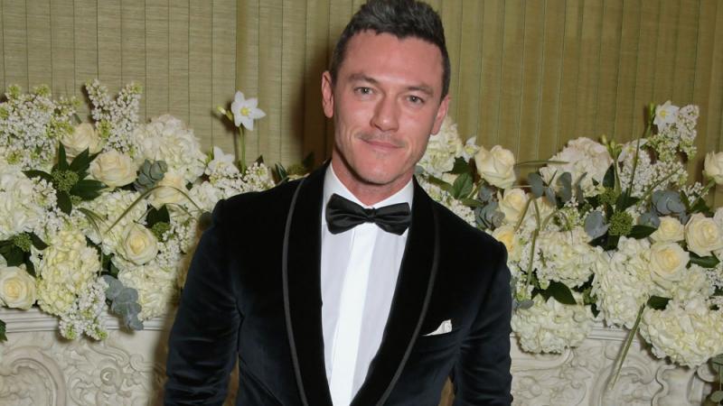 Luke Evans und Rafael Olarra machen ihre Liebe offiziell Liebesnews bei Luke Evans
