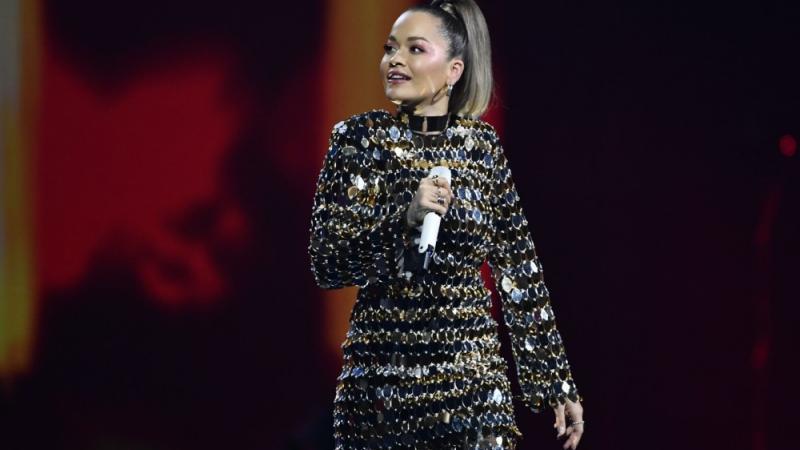 Rita Ora musste Mandeloperation durchstehen Rita Ora musste Mandeloperation durchstehen