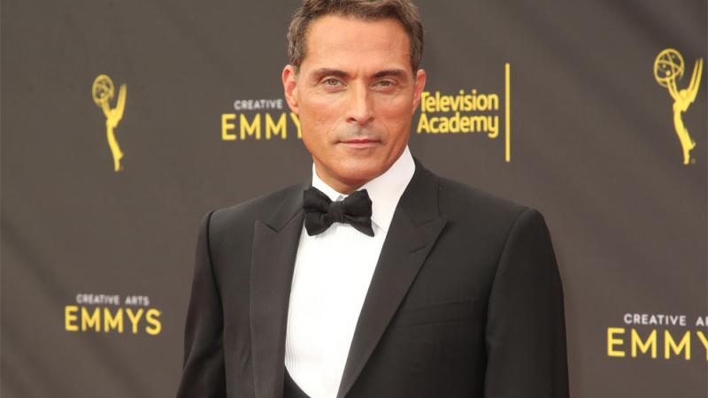 Rufus Sewell wird zu Elvis Presleys Vater Rufus Sewell wird zu Elvis Presleys Vater