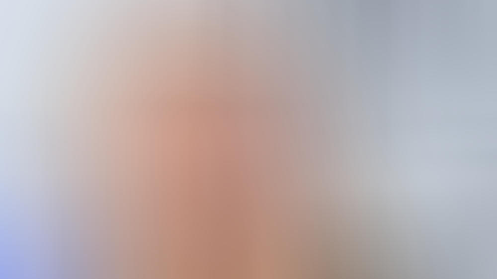 Elisabeth Moss stellt klar: Die Lovestory mit Tom Cruise ist eine Ente Elisabeth Moss stellt klar: Die Lovestory mit Tom Cruise ist eine Ente