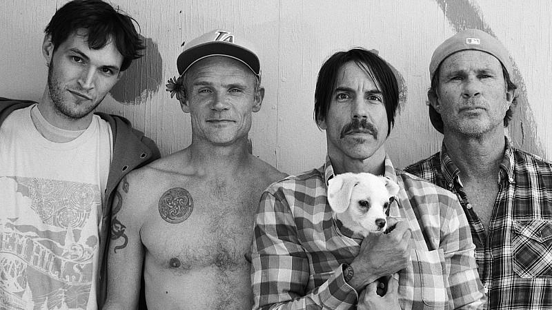 Red Hot Chili Peppers präsentieren neues Album live Die Red Hot Chili Peppers melden sich zurück