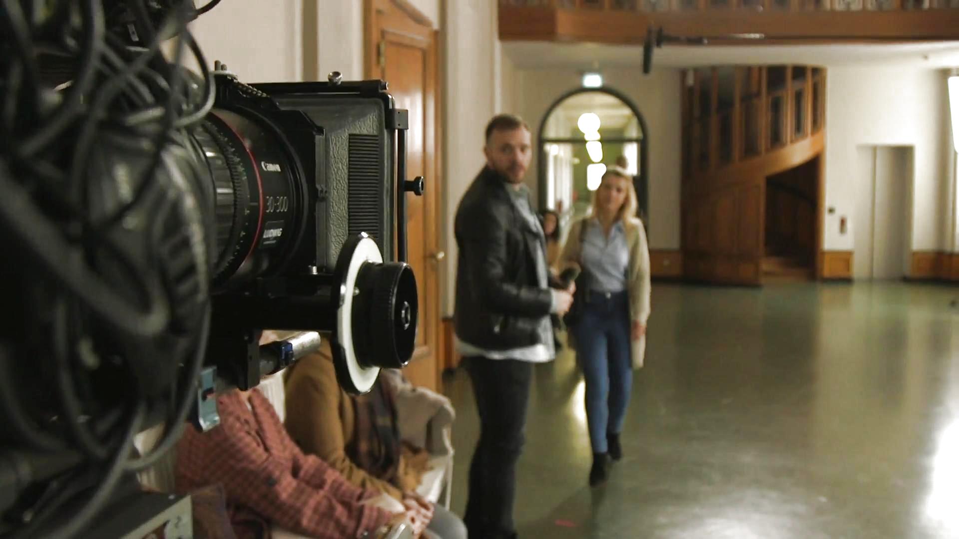 Drehbetrieb bei „Gute Zeiten, schlechte Zeiten“ pausiert über Ostern Die GZSZ-Produktion legt ab dem 08.April eine Drehpause ein.