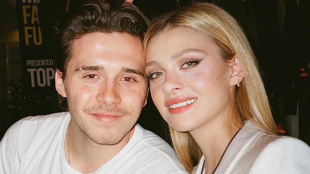 Brooklyn Beckham setzt seine Verlobte Nicola Peltz für deutsche Vogue in Szene Brooklyn Beckham ist total in seine Verlobte Nicola Anne Peltz verliebt