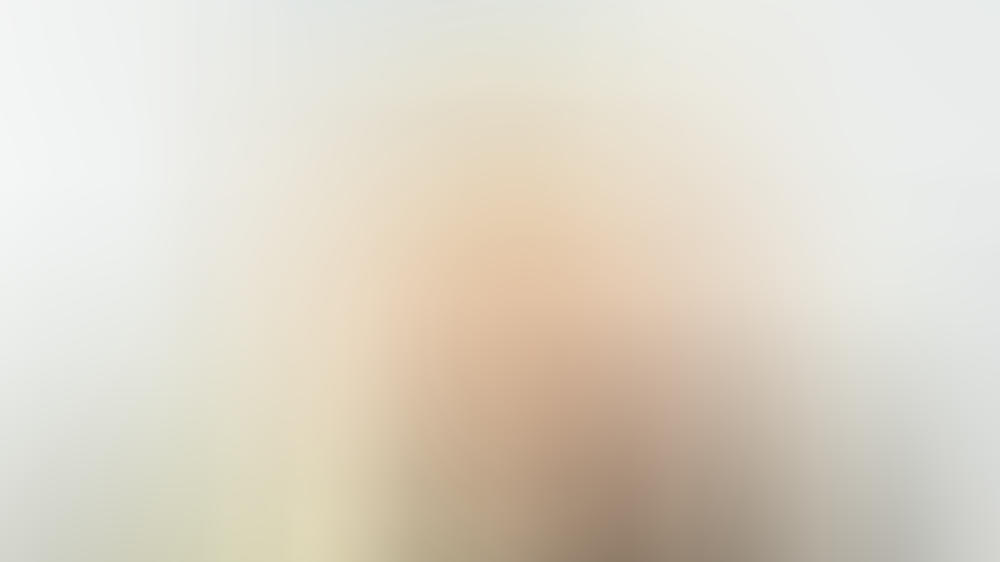 Daniela Katzenberger: Blondieraktion ging gründlich daneben! "Sehe aus wie Boris Becker" Daniela Katzenberger: Blondier-Fail in der Corona-Isolation