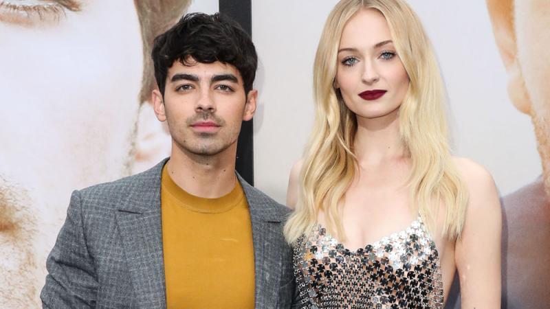 Sophie Turner: Beziehungs-Ultimatum Sophie Turner: Beziehungs-Ultimatum