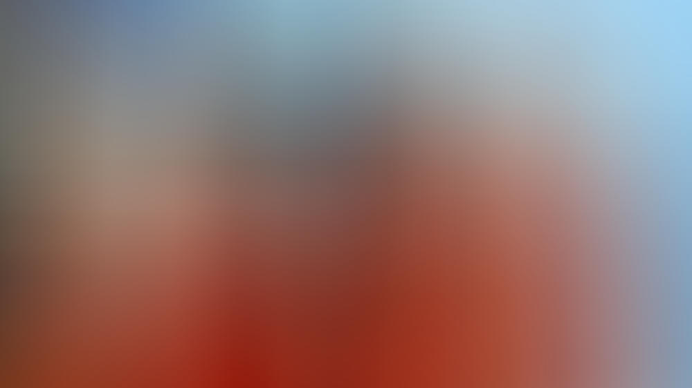 Bademoden-Trends 2020: Der Baywatch-Look feiert Comeback Mit diesen Bademoden-Trends starten wir in den Sommer