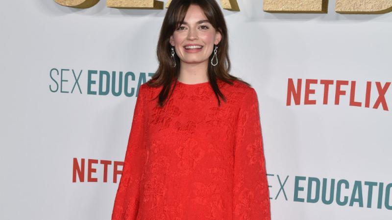 'Sex Education'-Star Emma Mackey: Sie portraitiert Emily Brontë in Biopic 'Sex Education'-Star Emma Mackey: Sie portraitiert Emily Brontë in Biopic