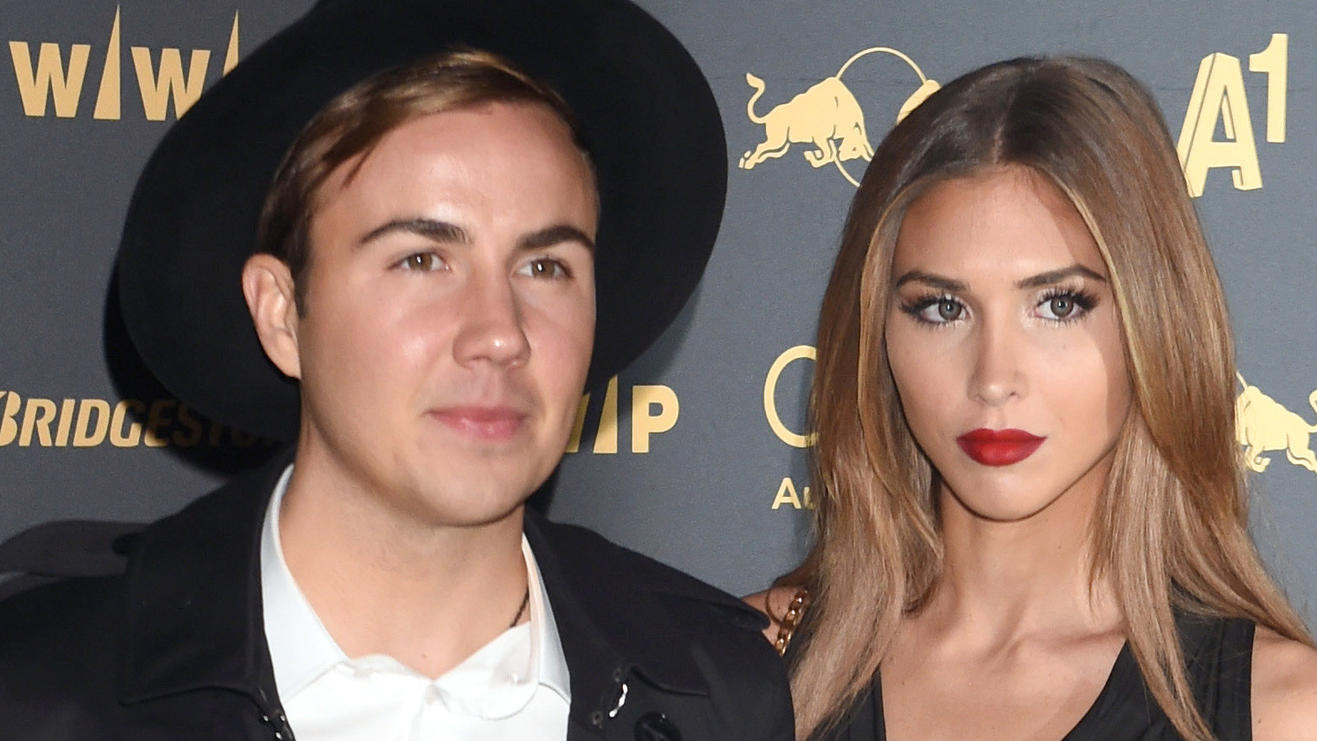 Ann-Kathrin & Mario Götze: Cathy Hummels, Amira Pocher & Co. gratulieren zu Baby Romes Geburt WM-Held Mario Götze und Ehefrau Ann-Kathrin sind Eltern eines Sohnes geworden.
