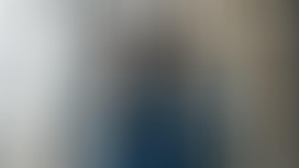 Mit dieser Lockenpracht zeigt sich Lena Meyer-Landrut sonst nie Mit dieser Lockenpracht zeigt sich Lena Meyer-Landrut sonst nie