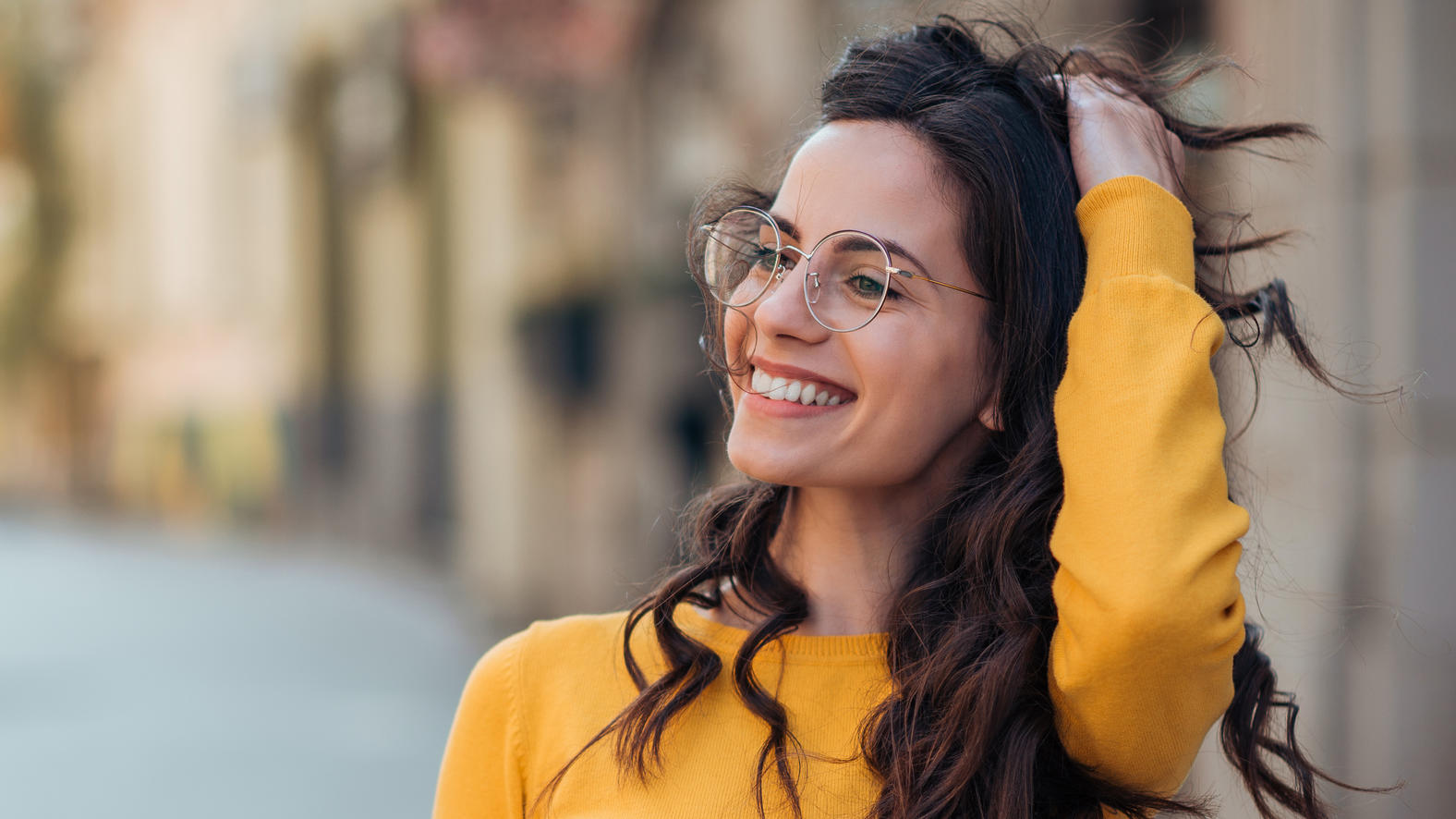 Oversized-Brillen: Wer kann sie tragen, wer eher nicht? Brillen-Trend Oversized-Brille.