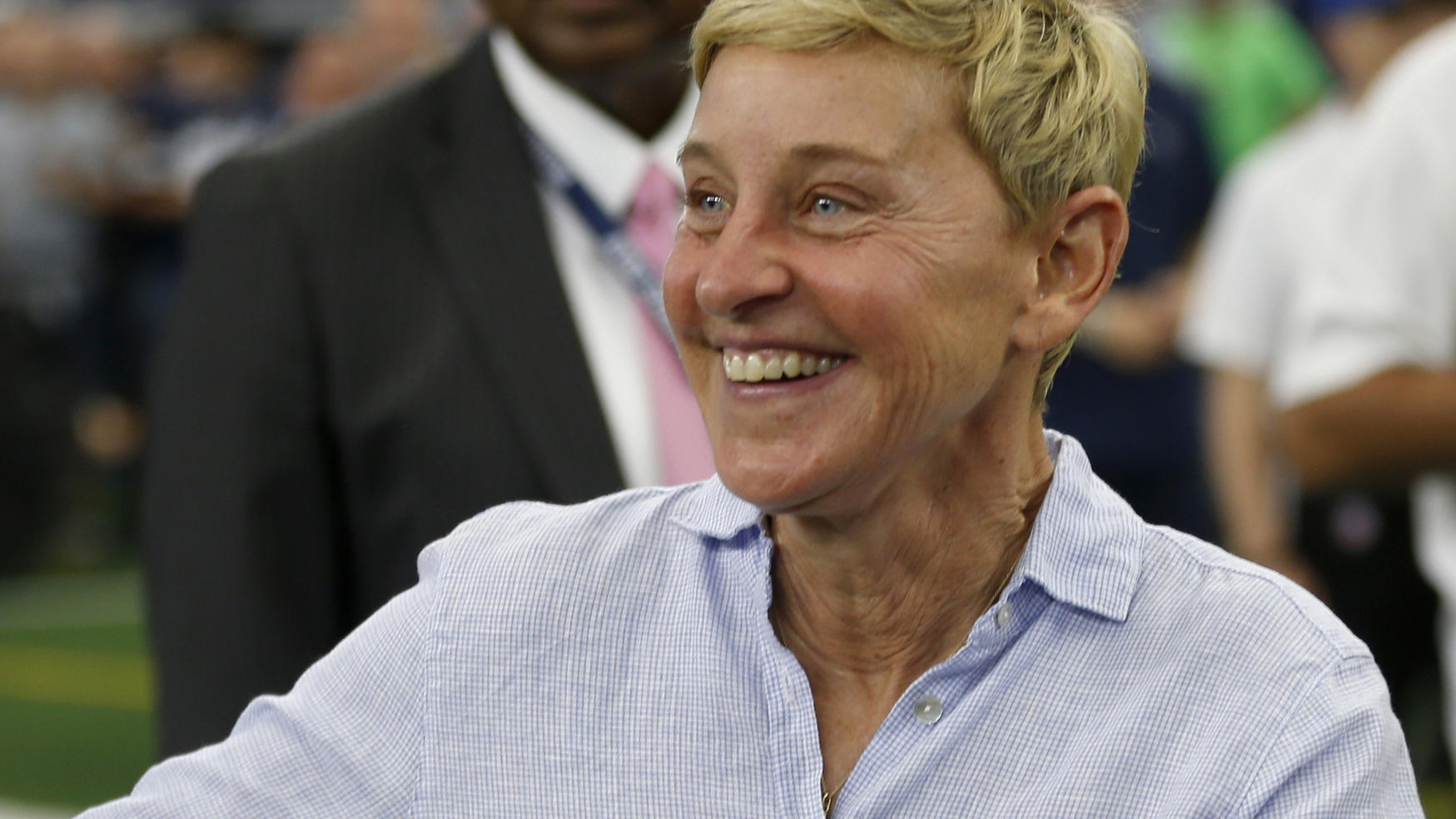 Ellen DeGeneres: Kann sie ihr Image nur durch einen Schlussstrich r Werden wir Ellen DeGeneres bald schon das letzte Mal im Fernsehen lachen sehen? Angeblich soll die Moderatorin darüber nachdenken, ihre Show zu beenden.