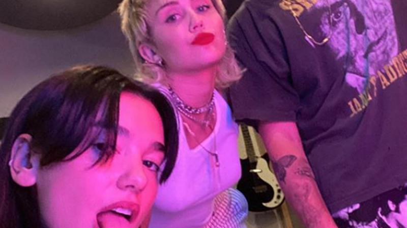 Dua Lipa und Miley Cyrus arbeiten an einem Duett Dua Lipa und Miley Cyrus arbeiten an einem Duett