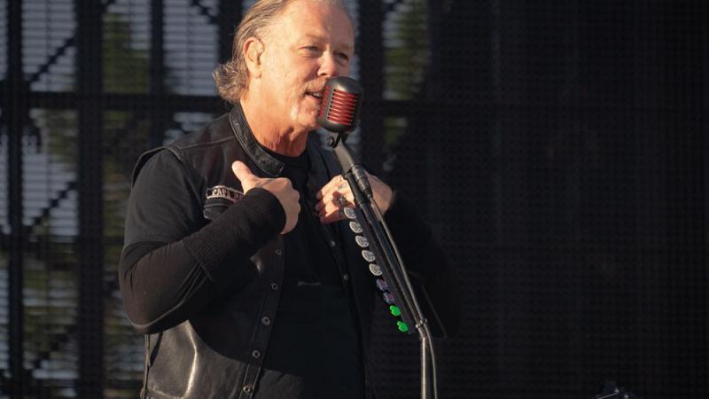 Metallicas Konzert wird in den Autokinos Nordamerikas gezeigt Metallicas Konzert wird in den Autokinos Nordamerikas gezeigt