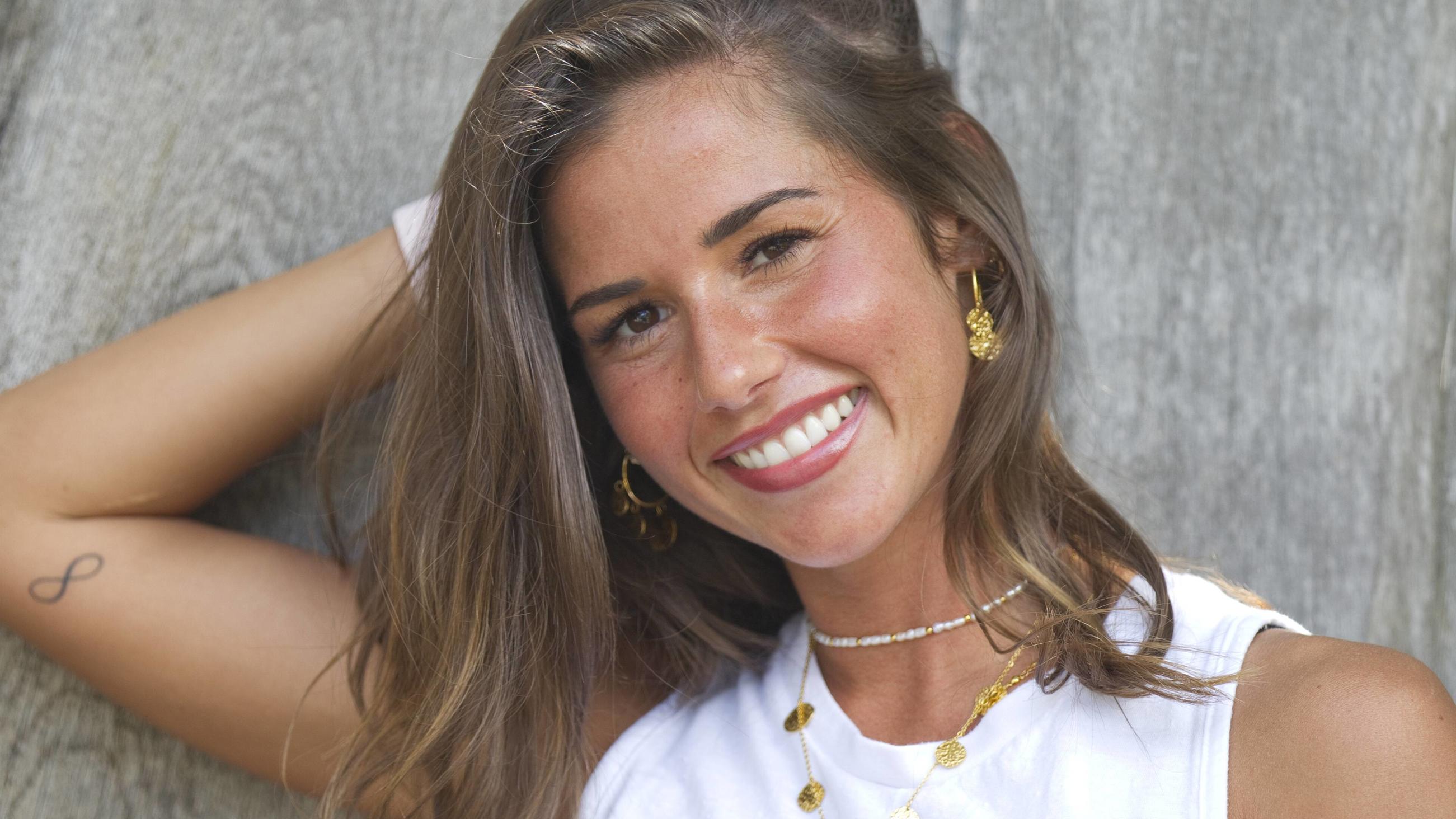 Pünktlich zu Sarah Lombardis 28. Geburtstag! Emotionale Liebeserklärung von ihrem Julian Europapark, Germany - June 23, 2019: Immer wieder Sonntags, ARD / SWR Television Show with Singer Sarah Lombardi ARD / SWR TV Show Immer wieder Sonntags