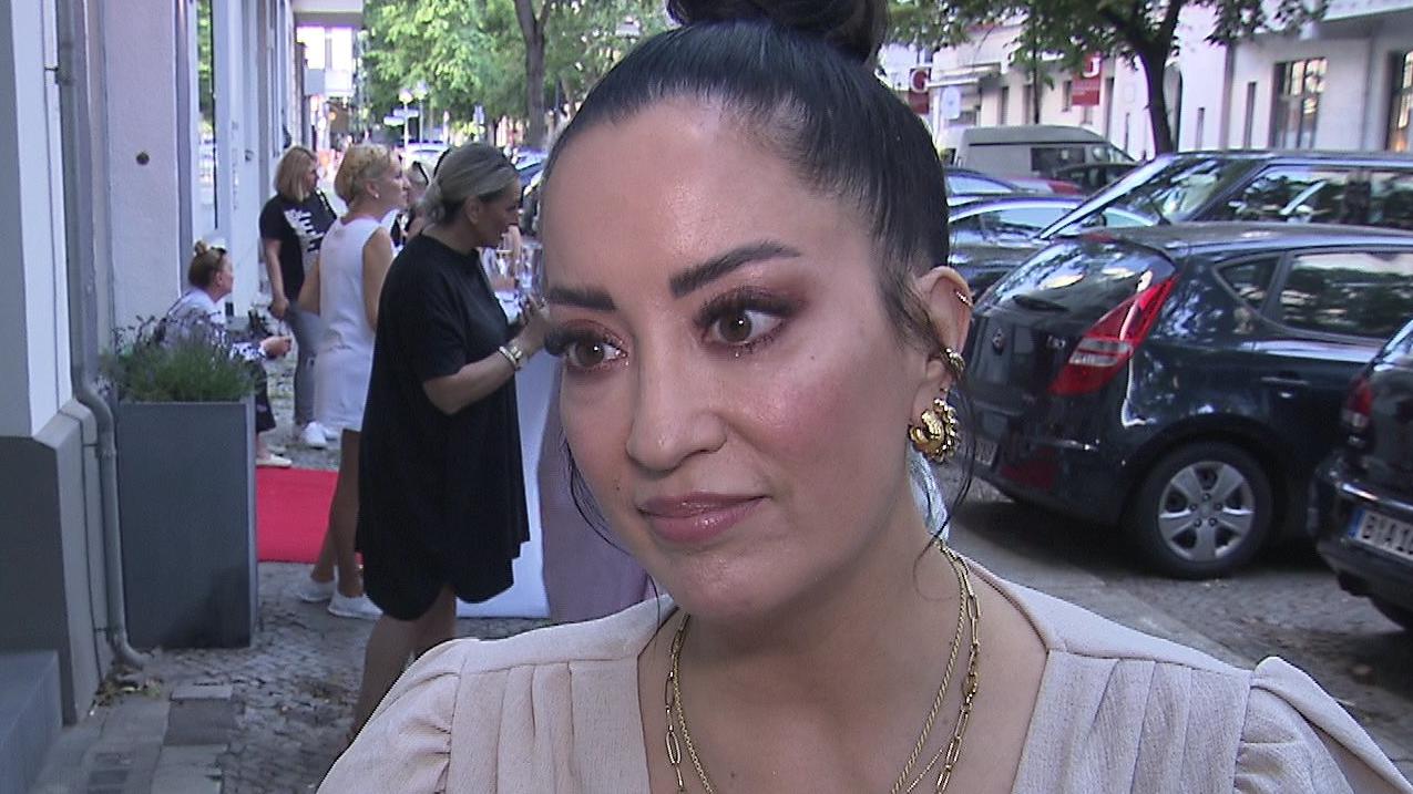 Miyabi Kawai trauert um ihre geliebte Hündin Gretchen Miyabi Kawai trauert um ihre geliebte Hündin Gretchen