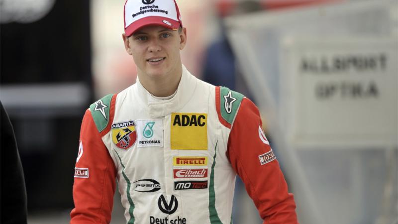 Mick Schumacher: Große Fußstapfen Mick Schumacher: Große Fußstapfen