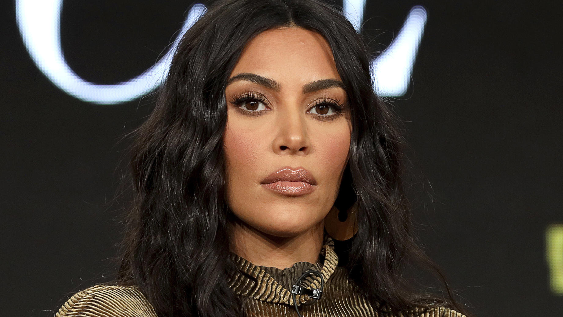 Kim Kardashian: Miese Arbeitgeberin? Halbes Dutzend Angestellter reicht Klage ein Ist Kim Kardashian wirklich eine miese Arbeitgeberin?