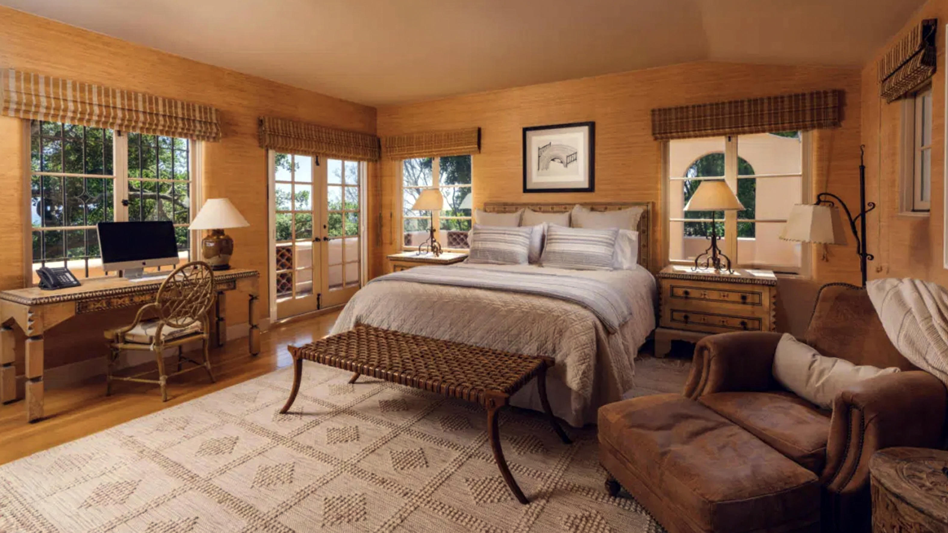 In Luxusgegend Montecito: Katy Perry & Orlando Bloom blechen 12 Millionen für Familienvilla Das Schlafzimmer von Katy Perrys und Orlando Blooms Montecito-Villa