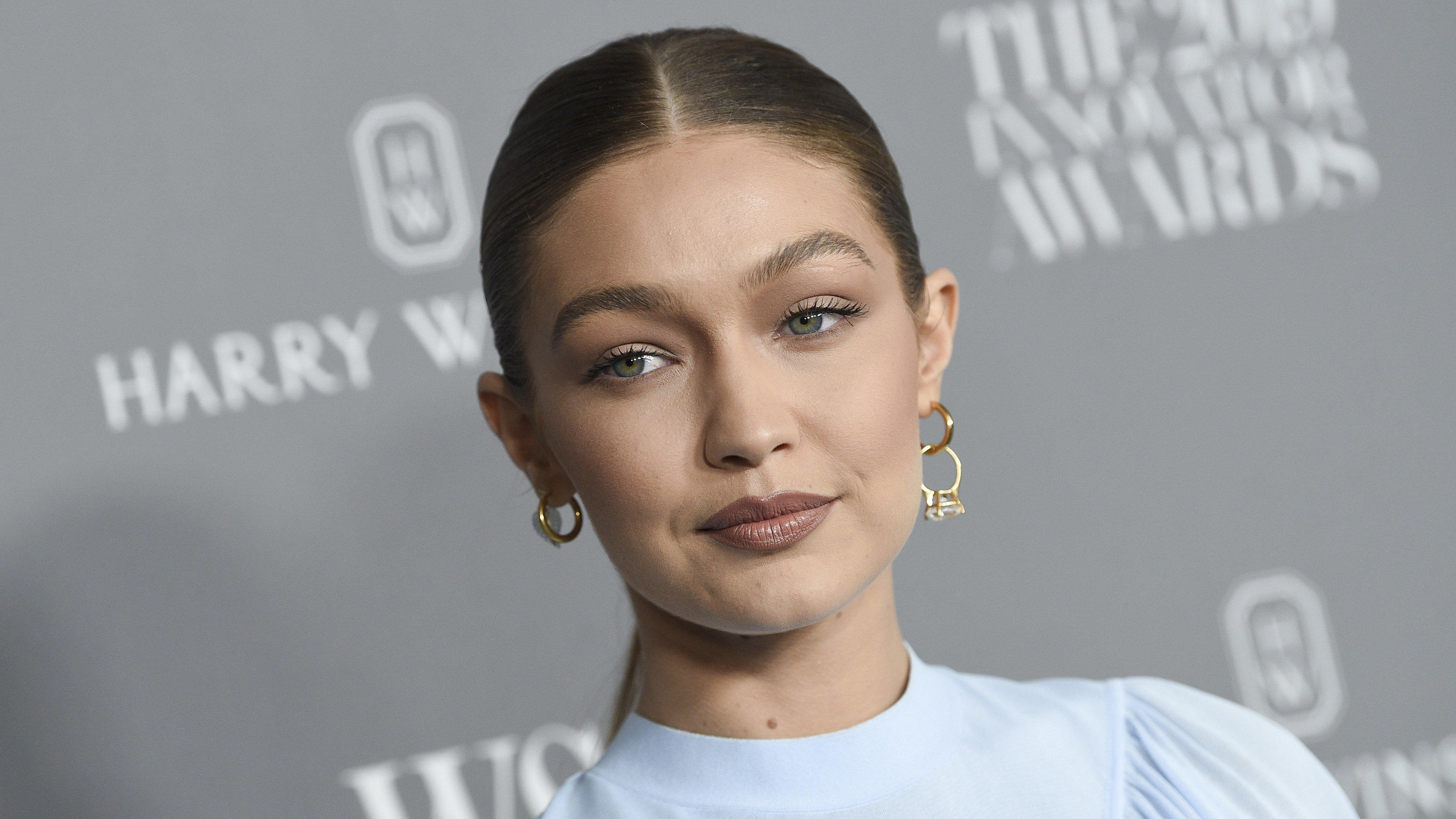 Kellnerin beschimpft? SO verhalten sich Gigi Hadid, Hailey Bieber & Co. im Restaurant Model Gigi Hadid