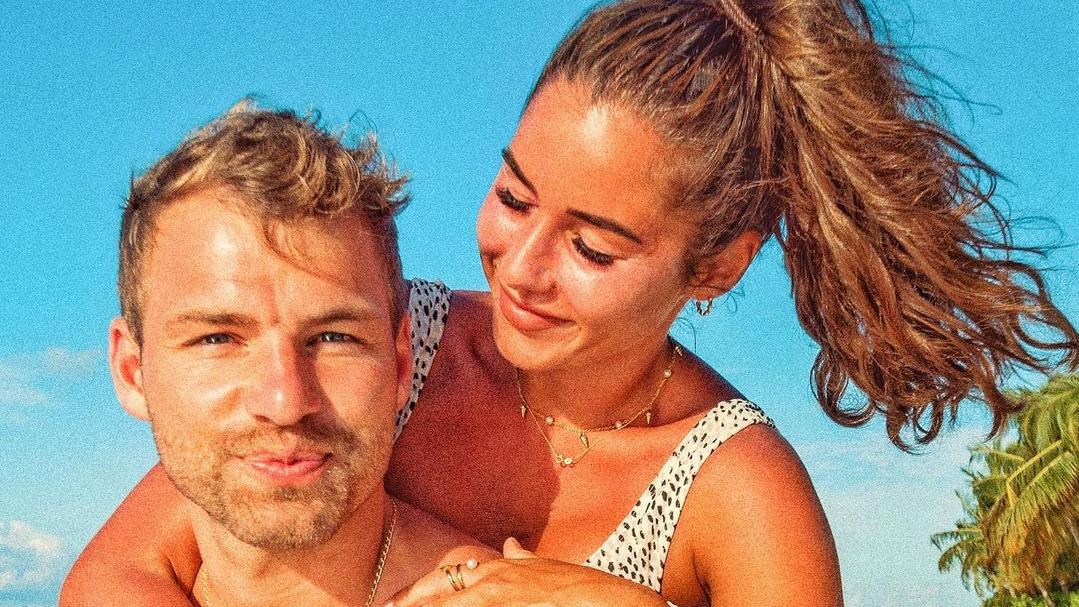 Sarah Lombardi im Liebes-Glück: So schön ist der Verlobungsring von ihrem Julian Julian Büscher und Sarah Lombardi