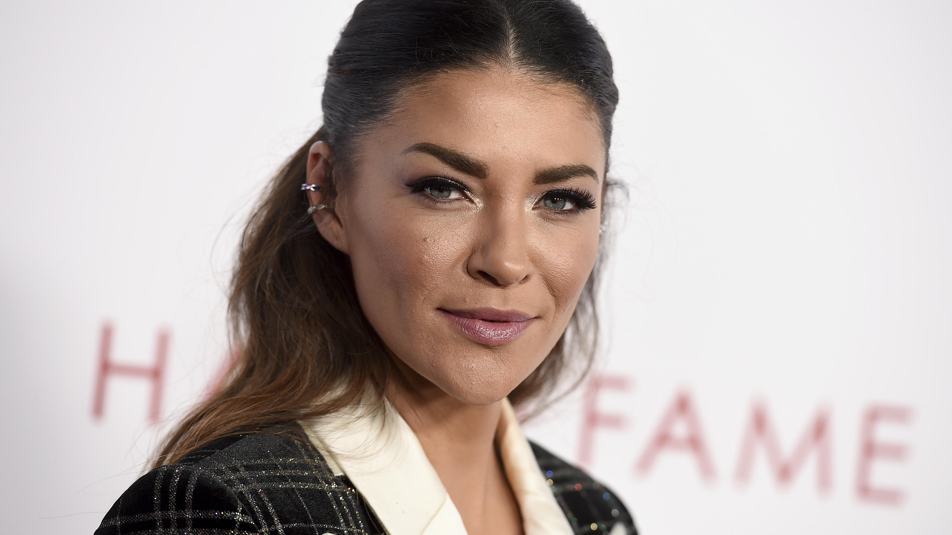 „Gossip Girl“-Star Jessica Szohr zeigt ihren Babybauch "Gossip Girl"-Star Jessica Szohr erwartet ihr erstes Kind.