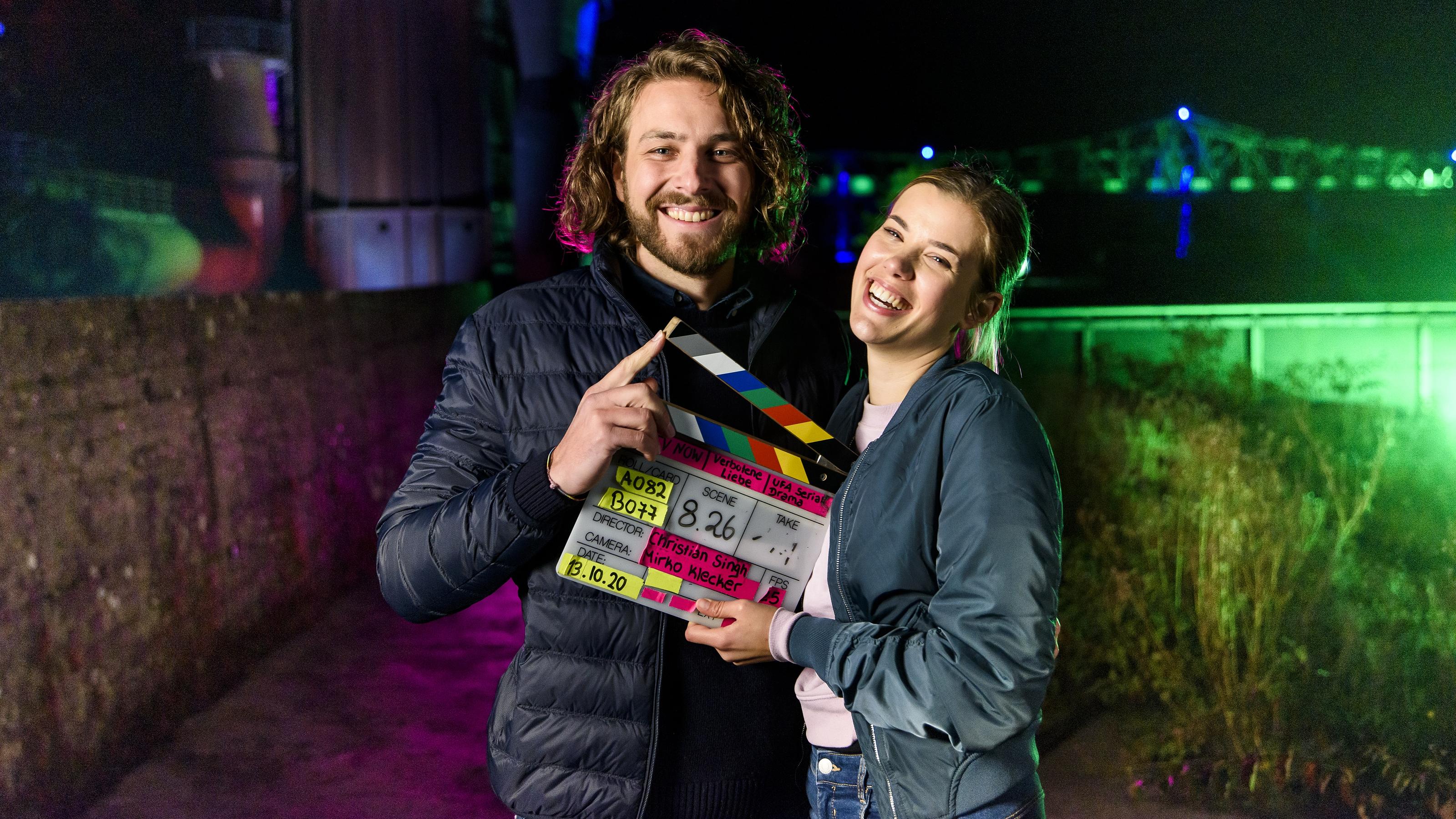 „Verbotene Liebe - Next Generation“: Explosiver Einstieg in die Kultserien-Neuauflage Die letzte Klappe bei „Verbotene Liebe - Next Generation“ ist gefallen und am 23. November geht es endlich auf TVNOW los.