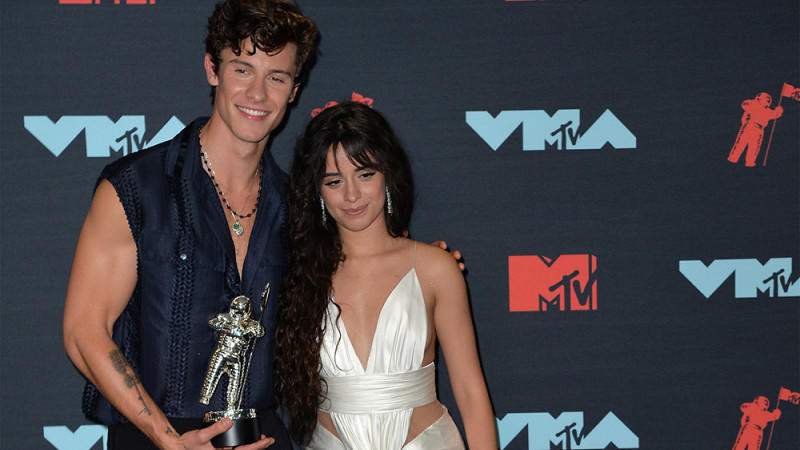 Shawn Mendes: Angstzustände riskierten fast seine Beziehung Shawn Mendes: Angstzustände riskierten fast seine Beziehung