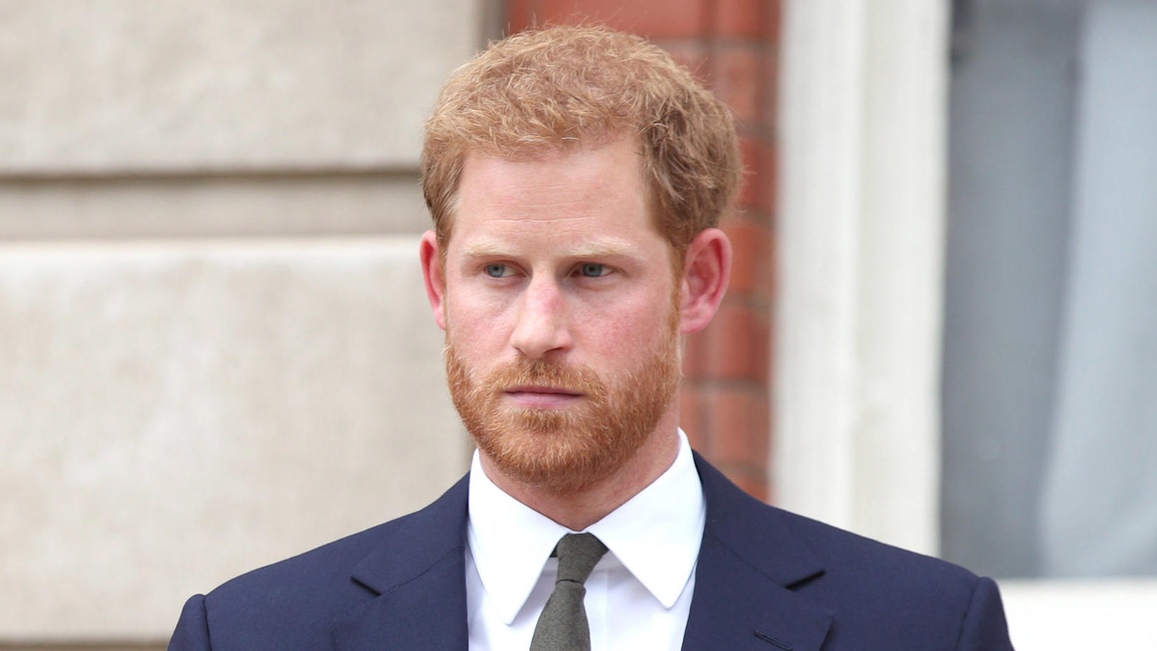 Prinz Harry: Corona-Pandemie ist Strafe der Natur Prinz Harry behauptet, dass die Corona-Pandemie die Strafe der Natur ist.