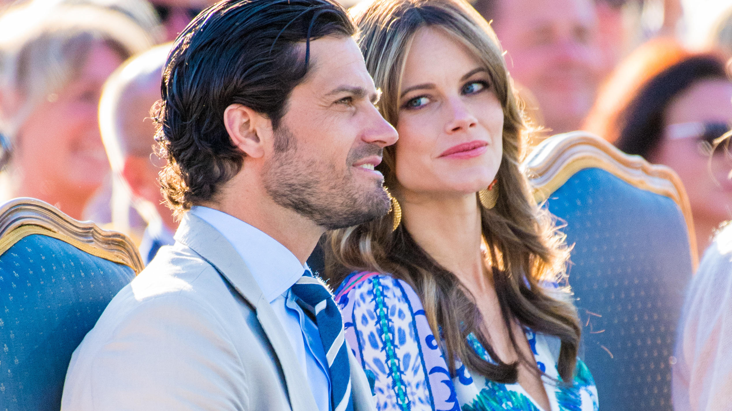 Prinz Carl Philip und Prinzessin Sofia von Schweden: So geht es ihnen mit ihrer Covid-19-Erkrankung Endlich ein Update! Die Hofsprecherin der schwedischen Royals verrät, wie es Prinz Carl Philip und Prinzessin Sofia in der Corona-Quarantäne ergeht.