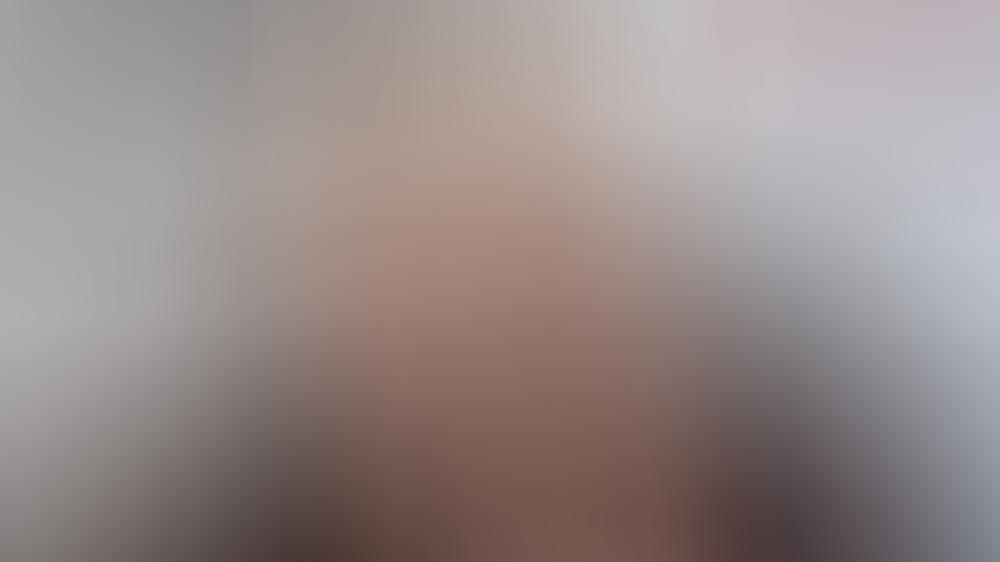 Katy Perry verkleidet sich als XXL-Weihnachtsbaum Katy Perry verkleidet sich als XXL-Weihnachtsbaum