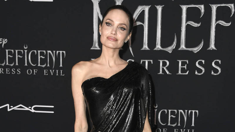 Angelina Jolie macht sich stark: Tipps für Missbrauchsopfer Angelina Jolie macht sich stark: Tipps für Missbrauchsopfer