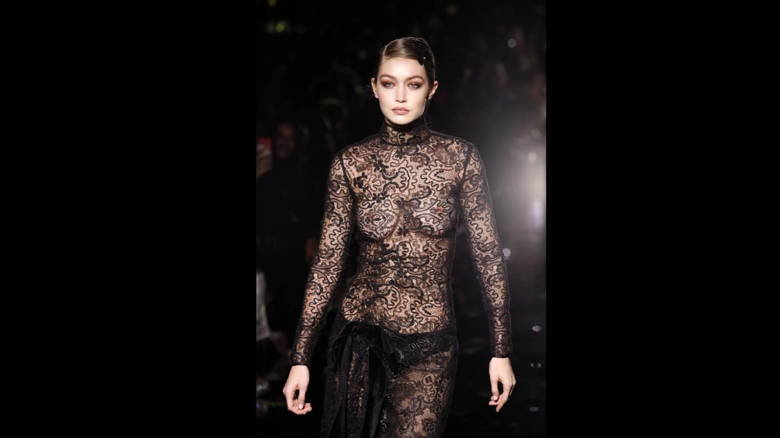 Gigi Hadid verrät: Hier erfuhr sie von der Schwangerschaft Gigi Hadid auf der Tom Ford Fall/Winter 2020 Show.