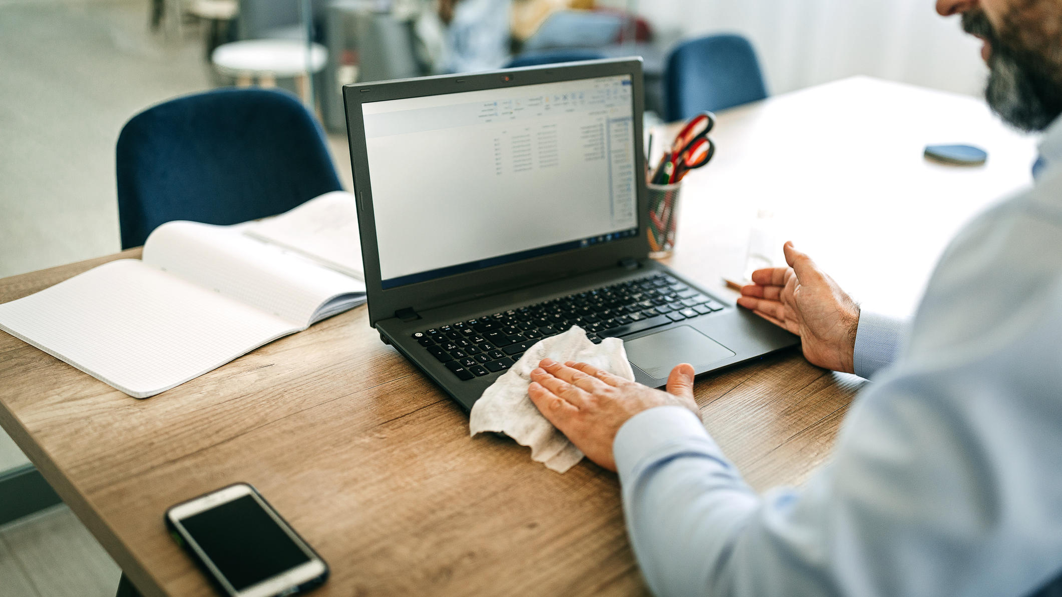 Laptop-Pflege: So verlängern Sie die Lebensdauer ihres Geräts Laptop-Pflege: So verlängern Sie die Lebensdauer ihres Geräts