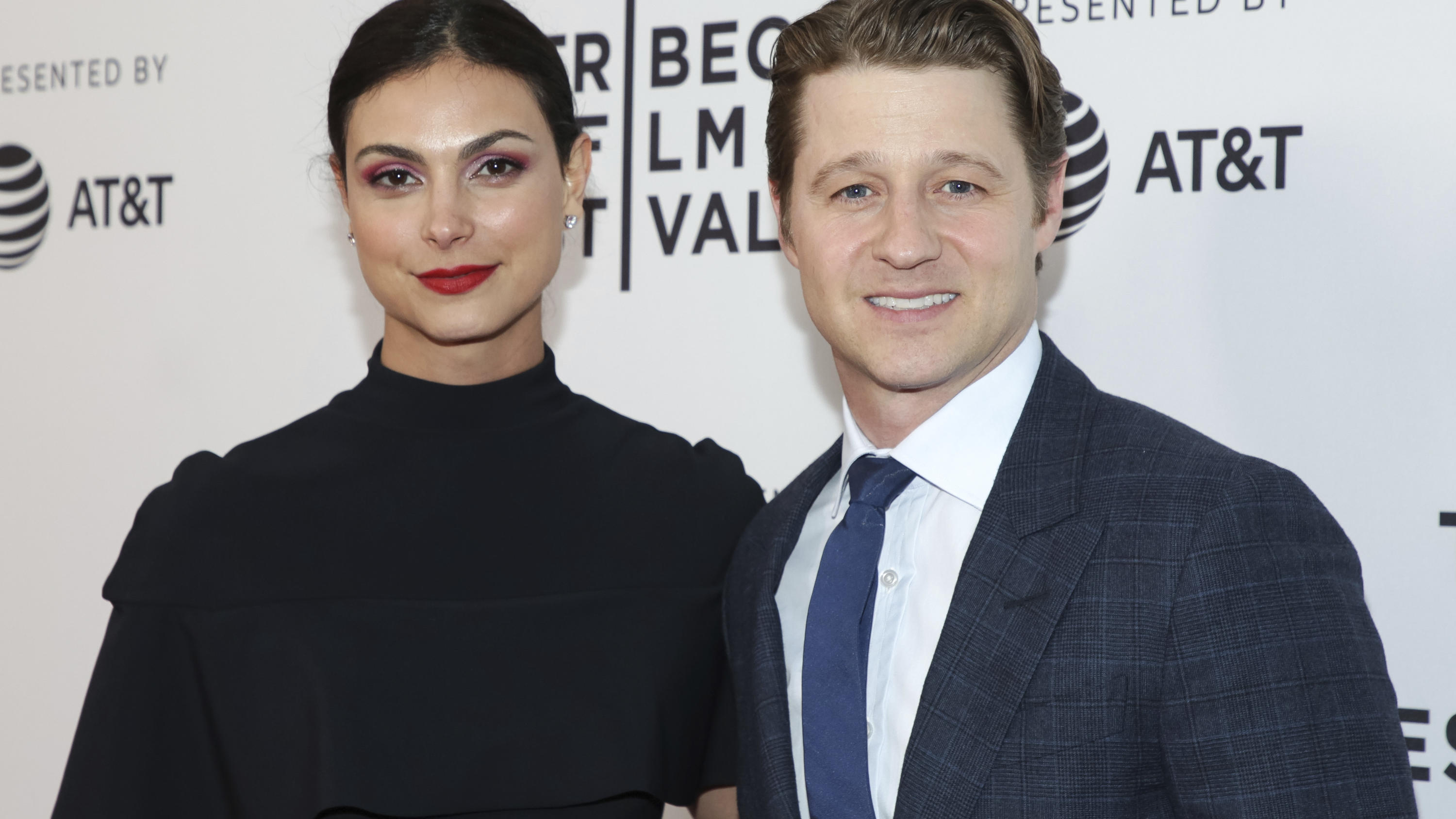 „O.C. California“-Star-Benjamin McKenzie ist wieder Vater geworden Morena Baccarin und Benjamin McKenzie freuen sich über ihr zweites Kind.