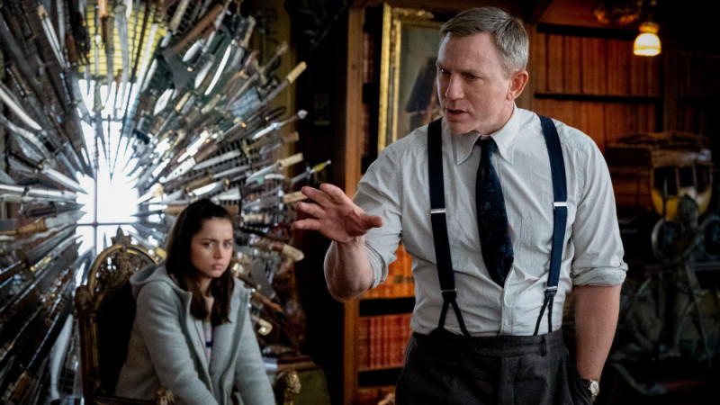 Netflix finanziert gleich zwei 'Knives Out'-Sequel! Netflix finanziert gleich zwei 'Knives Out'-Sequel!