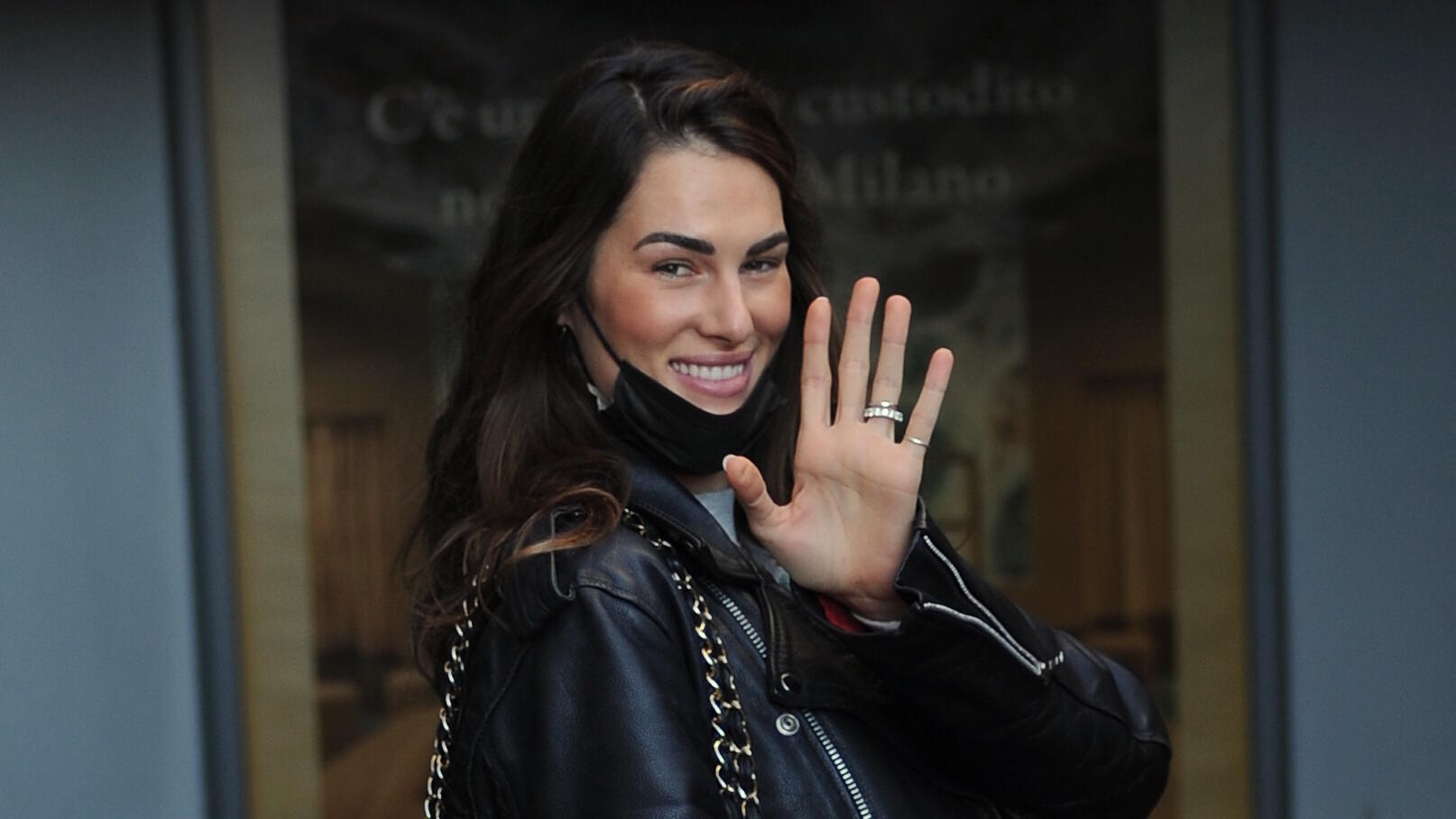 Als Grid-Girl glotzte und tatschte man mir auf den Po Milan, Francesca Sofia Novello