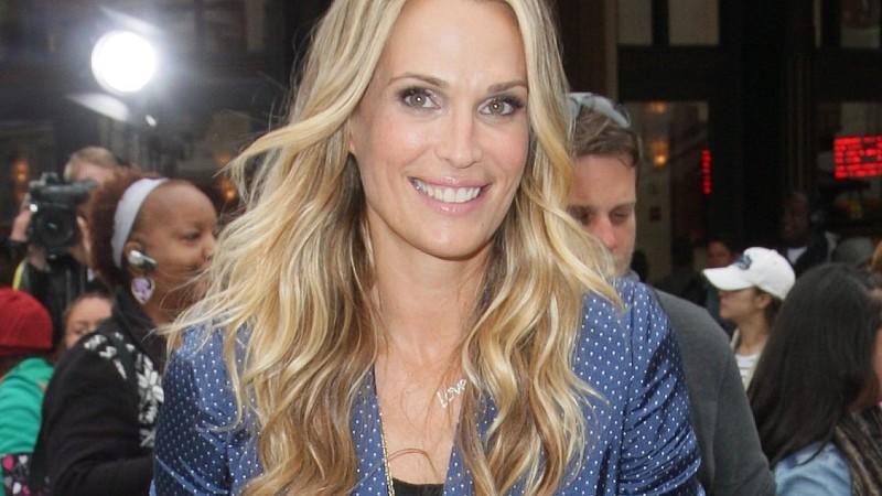 Molly Sims ist zum ersten Mal schwanger Molly Sims ist zum ersten Mal schwanger