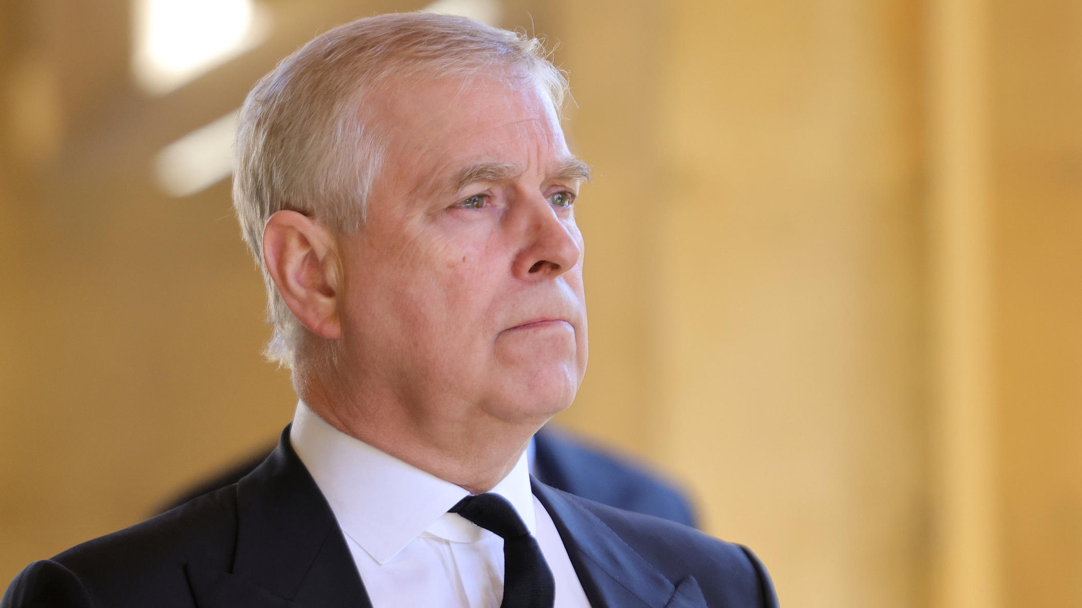 Unbeliebte Rolle: Niemand will Skandal-Prinz Andrew in "The Crown" spielen 17.04.2021, Großbritannien, Windsor: Prinz Andrew, Herzog von York, vor der Beisetzung von Prinz Philip auf Schloss Windsor. Die Trauerfeier und Beisetzung von Queen-Ehemann Prinz Philip, Herzog von Edinburg, finden auf Schloss Windsor statt. Prinz P