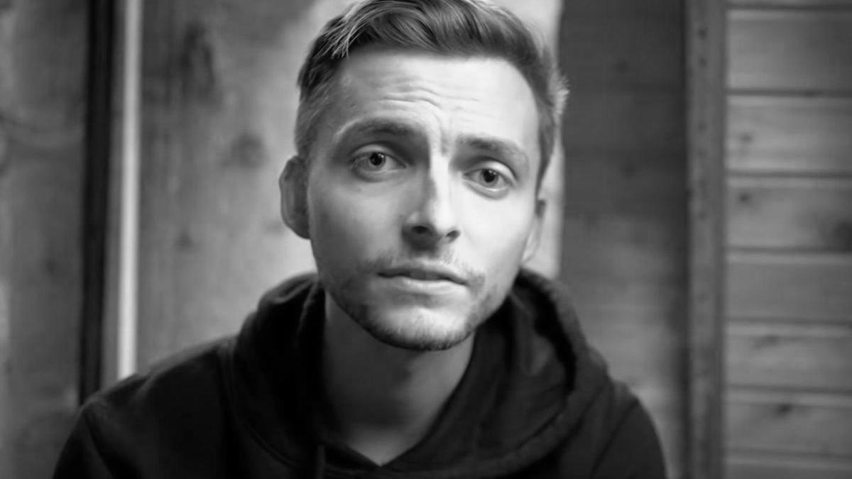 Philipp Mickenbecker (†23): Die Schwester des YouTube-Stars starb bereits 2018 YouTuber Philipp Mickenbecker hat den Kampf gegen seine Krebserkrankung verloren.