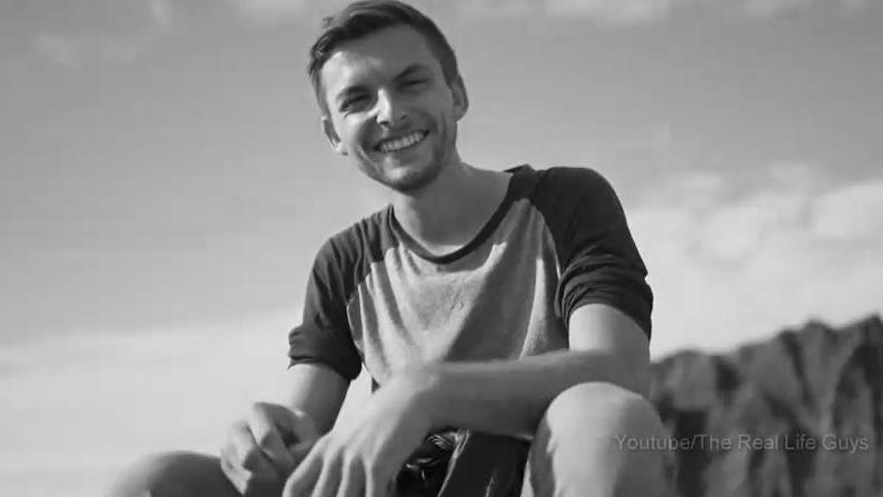 Philipp Mickenbecker: Beste Freundin nimmt Abschied von verstorbenem YouTube-Star Philipp Mickenbecker