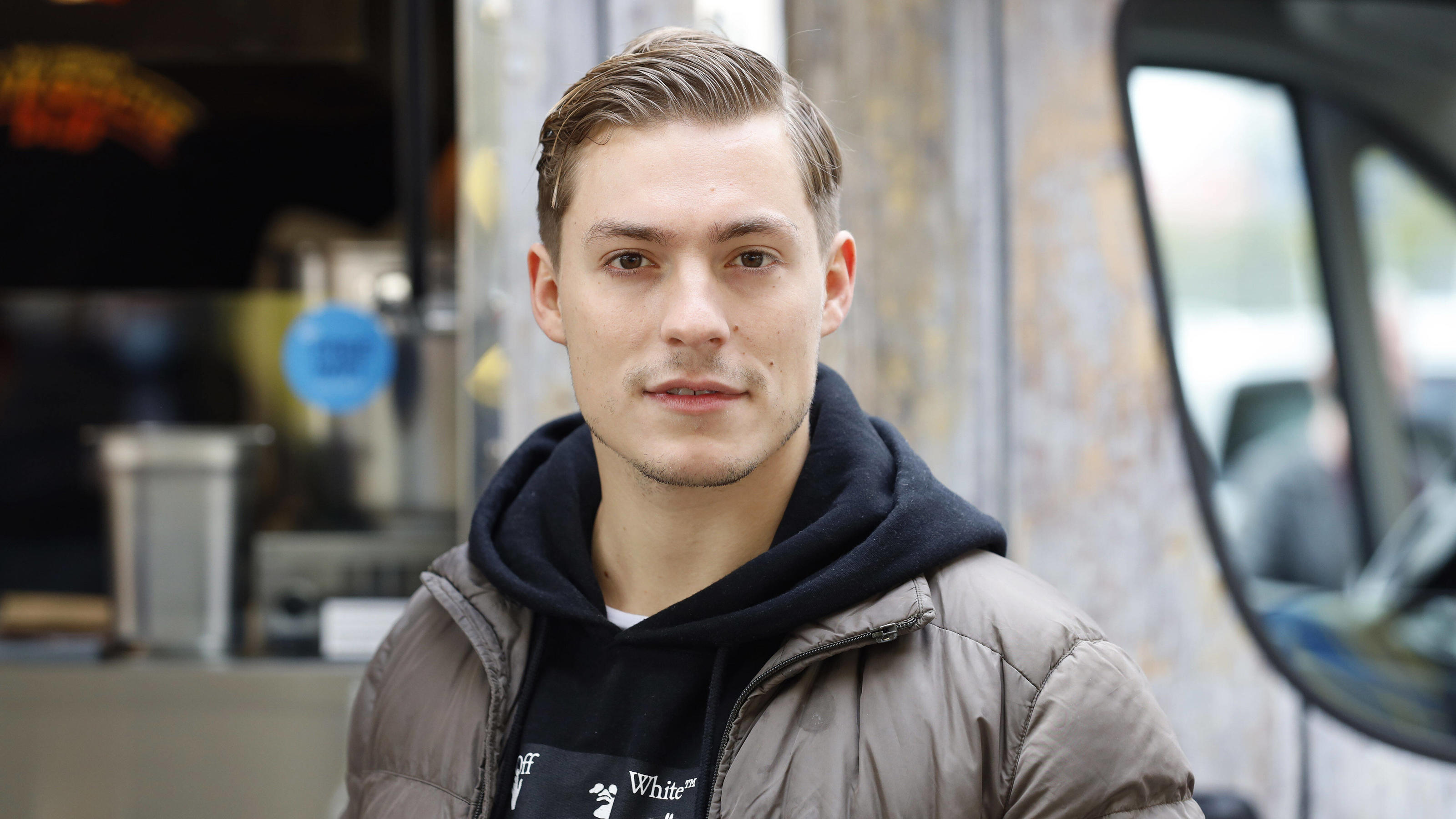 „Love Island“-Star Henrik Stoltenberg verrät Sex-Detail: So alt war er beim ersten Mal "Love Island"-Star Henrik Stoltenberg verrät Fans Sex-Detail.