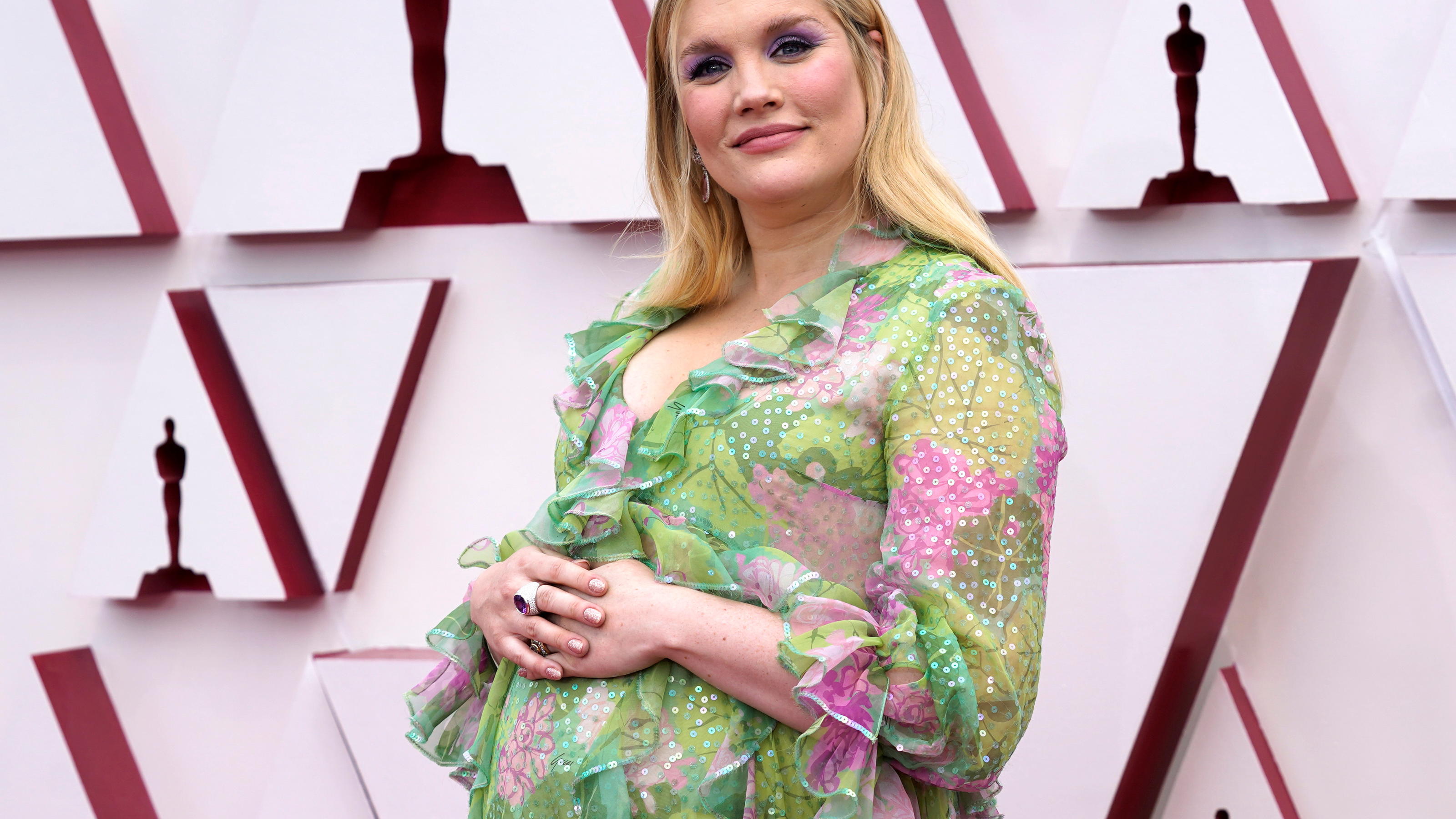 Oscars 2021: Das waren die schönsten Outfits vom roten Teppich! Emerald Fennell