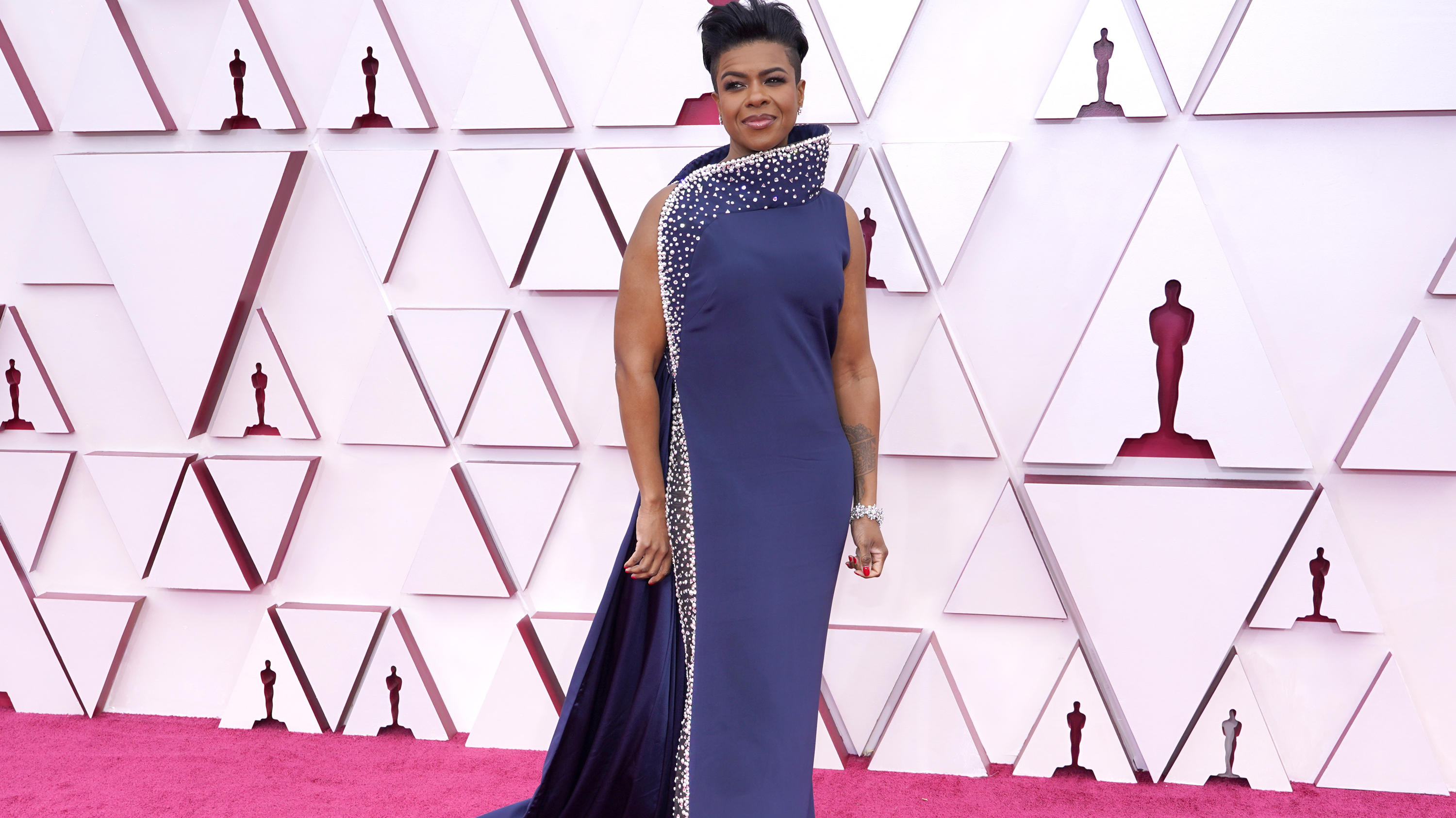 Oscars 2021: Ups, diese Looks gingen daneben! Mia Neal