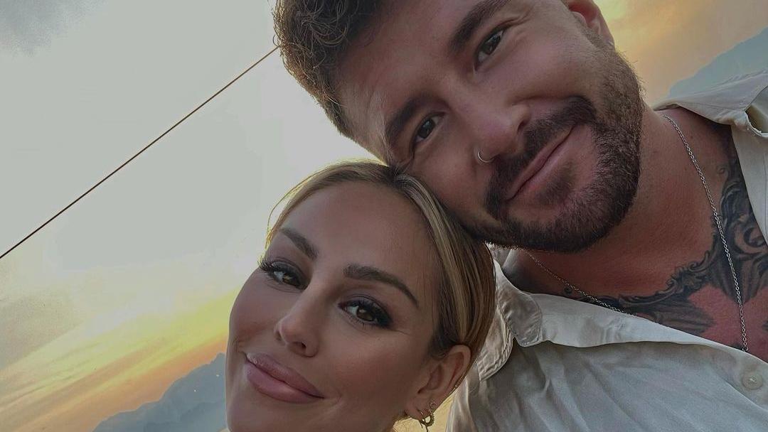 Samantha Justus: Shitstorm nach Liebes-Outing mit Mischa Mayer Samantha Justus und Mischa Mayer sind ein Paar