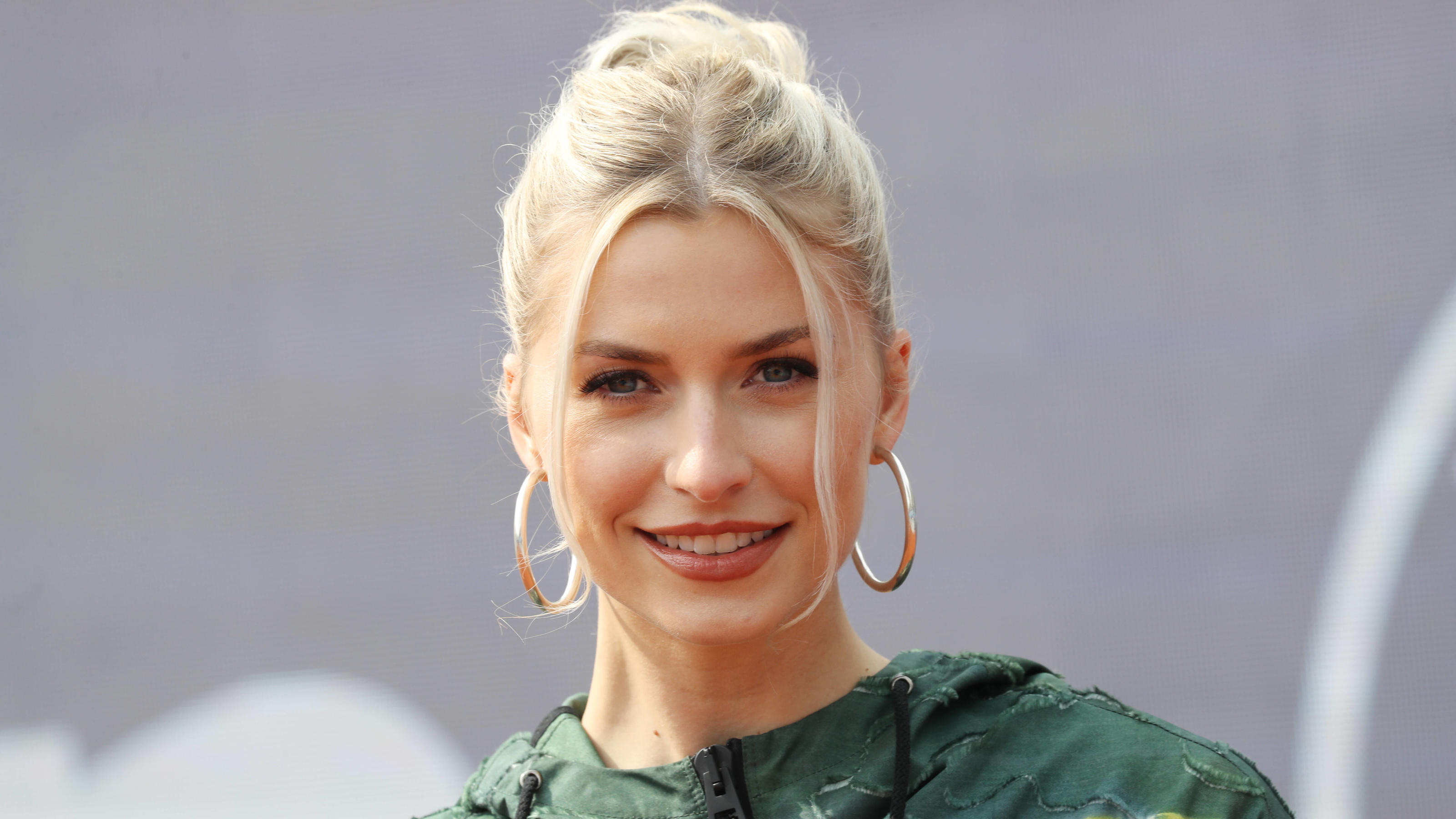 Lena Gercke gibt intimen Mama-Einblick und jubelt über eine kleine Zoe-Auszeit Lena Gercke freut sich über die kleine Pause vom Mamasein