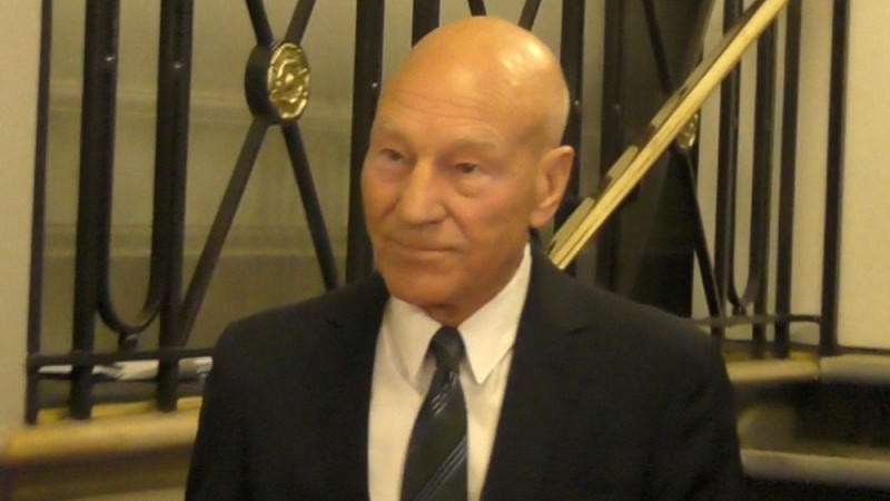 Sir Patrick Stewart: Er kann nur Bohnen auf Toast kochen Sir Patrick Stewart: Er kann nur Bohnen auf Toast kochen