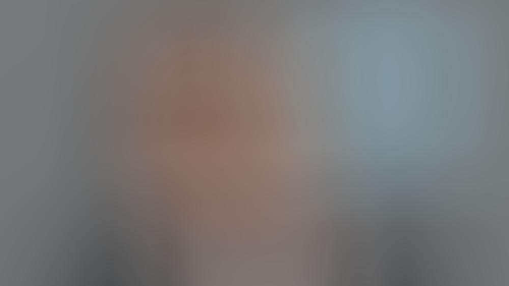 Sebastian Stan zeigt sich oberkörperfrei als Tommy Lee Sebastian Stan zeigt sich oberkörperfrei als Tommy Lee