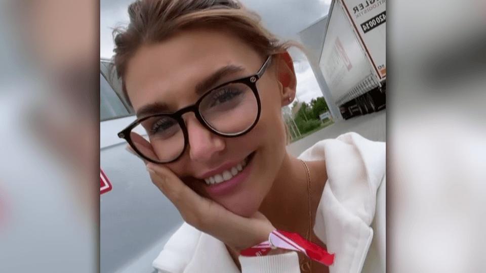 Ex-Bachelorette Gerda Lewis hat endlich ihren Führerschein! Gerda Lewis freut sich darüber, den Führerschein geschafft zu haben.