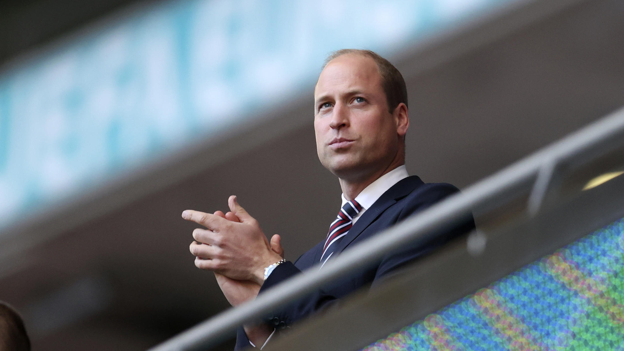 Promi-Show bei EM-Halbfinale: Britische Royals im Duell mit den Dänen-Royals Prinz William beim EM-Halbfinalspiel England gegen Dänemark am 07. Juli 2021 in Wembley